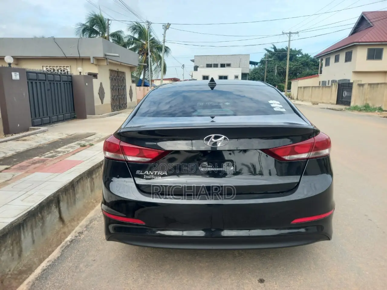 Hyundai Elantra SE Sedan FWD (2.0L 4cyl 6M) 2017 Black