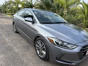 Hyundai Elantra Limited 2018 Gray
