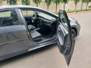Toyota Corolla S 4dr Sedan (1.8L 4cyl CVT) 2015 Gray