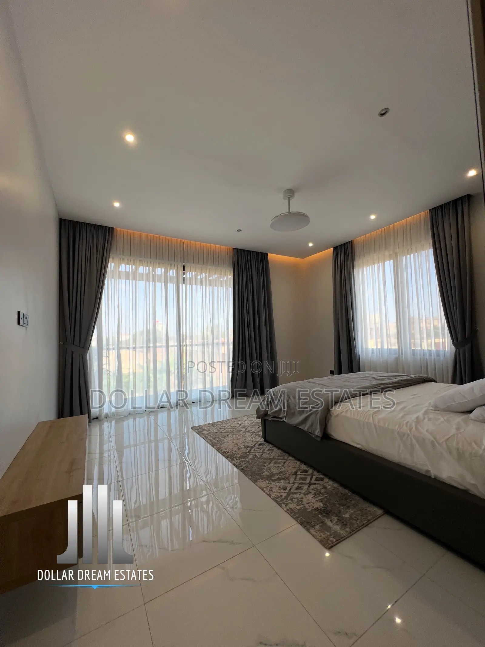4bdrm House in Adenta for sale
