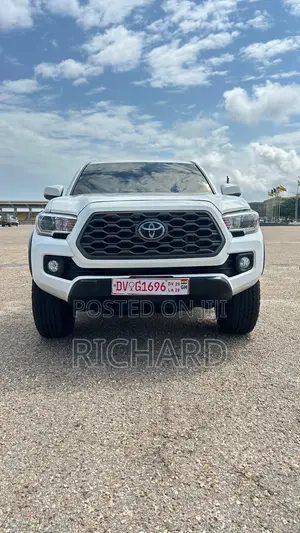 Toyota Tacoma TRD Off Road 2022 White