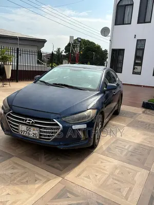 Hyundai Elantra 2018 Blue