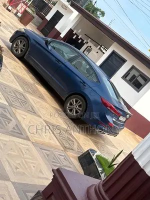 Hyundai Elantra 2018 Blue