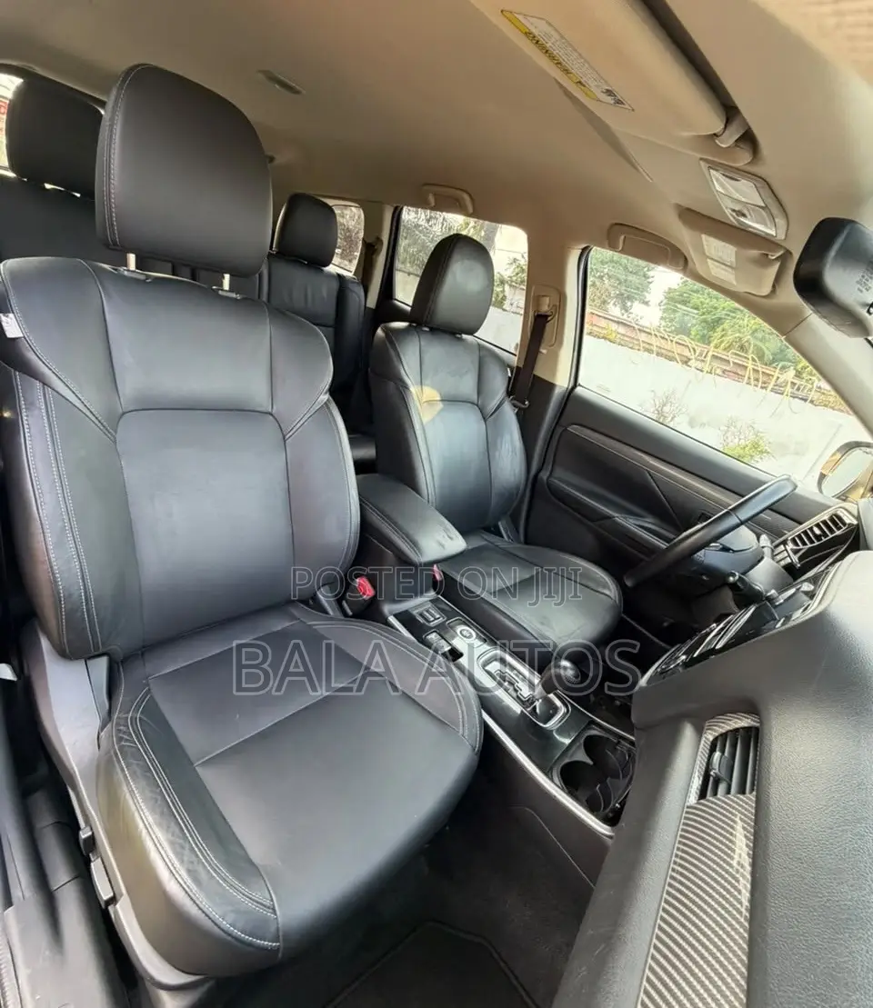 Mitsubishi Outlander 2019 Black