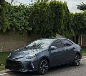Toyota Corolla 2017 Gray
