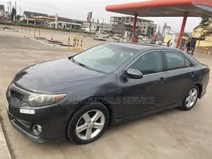Toyota Camry LE 4dr Sedan (2.5L 4cyl 6A) 2013 Gray