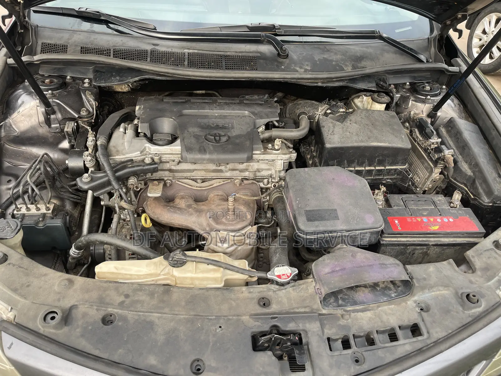 Toyota Camry LE 4dr Sedan (2.5L 4cyl 6A) 2013 Gray