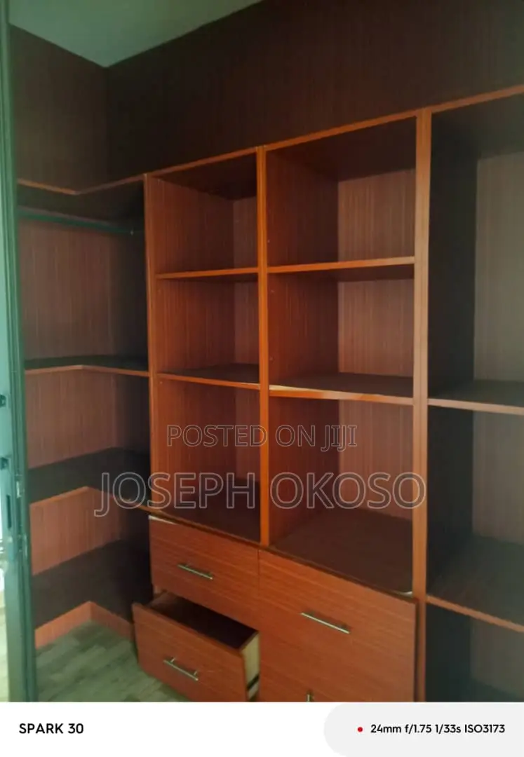5bdrm Mansion in Little Rock Consult, Dzorwulu for rent