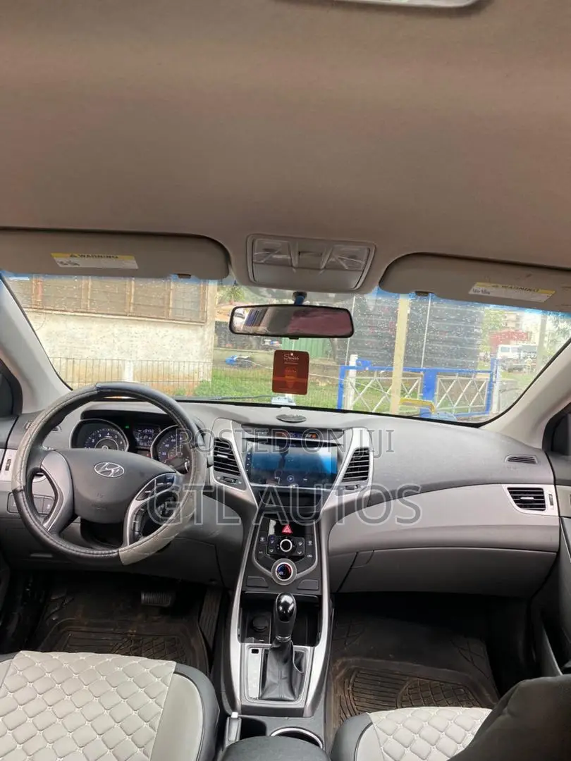 Hyundai Elantra 2016 Blue