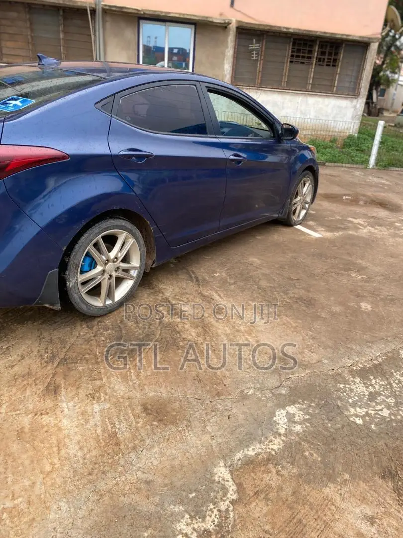 Hyundai Elantra 2016 Blue