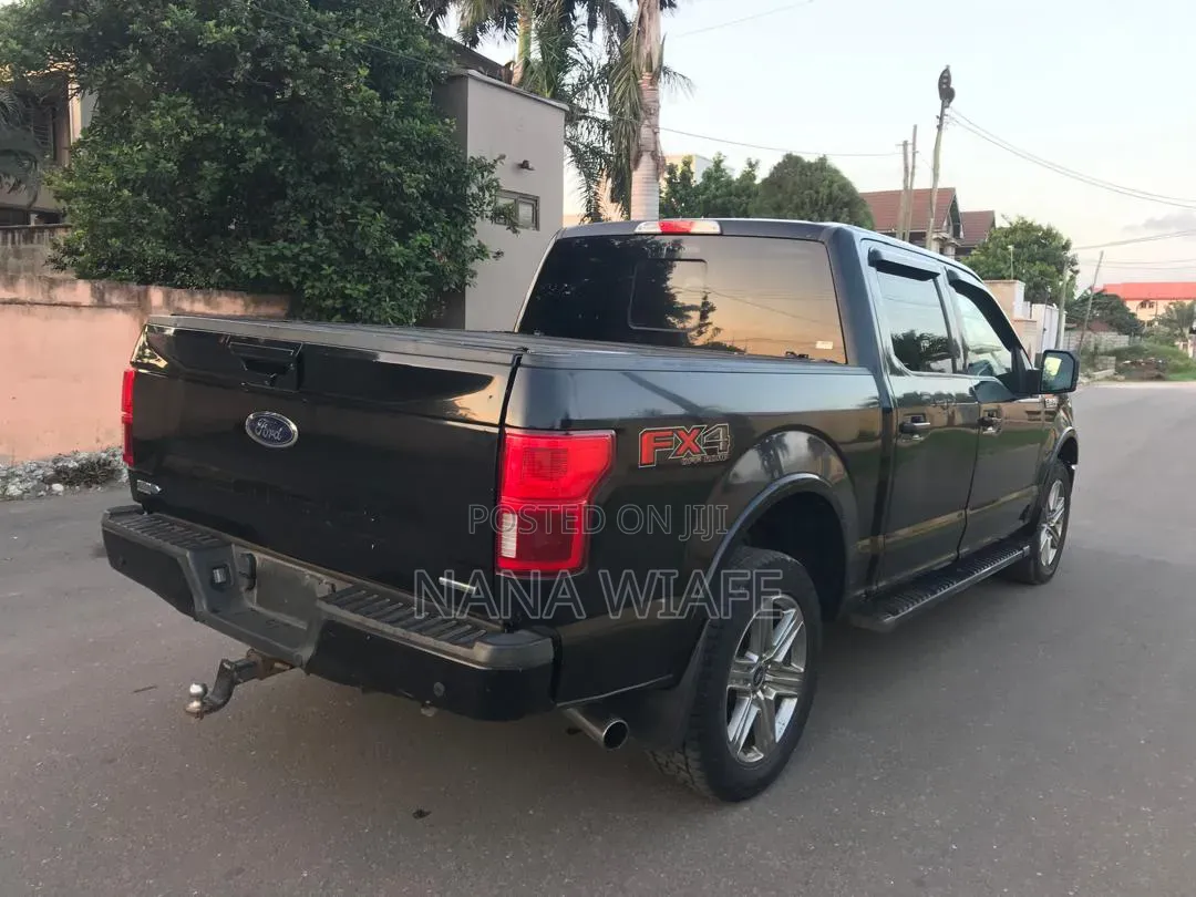 Ford F-150 Raptor 4x4 SuperCab Styleside 5.5 ft. box 133 in. WB 2020