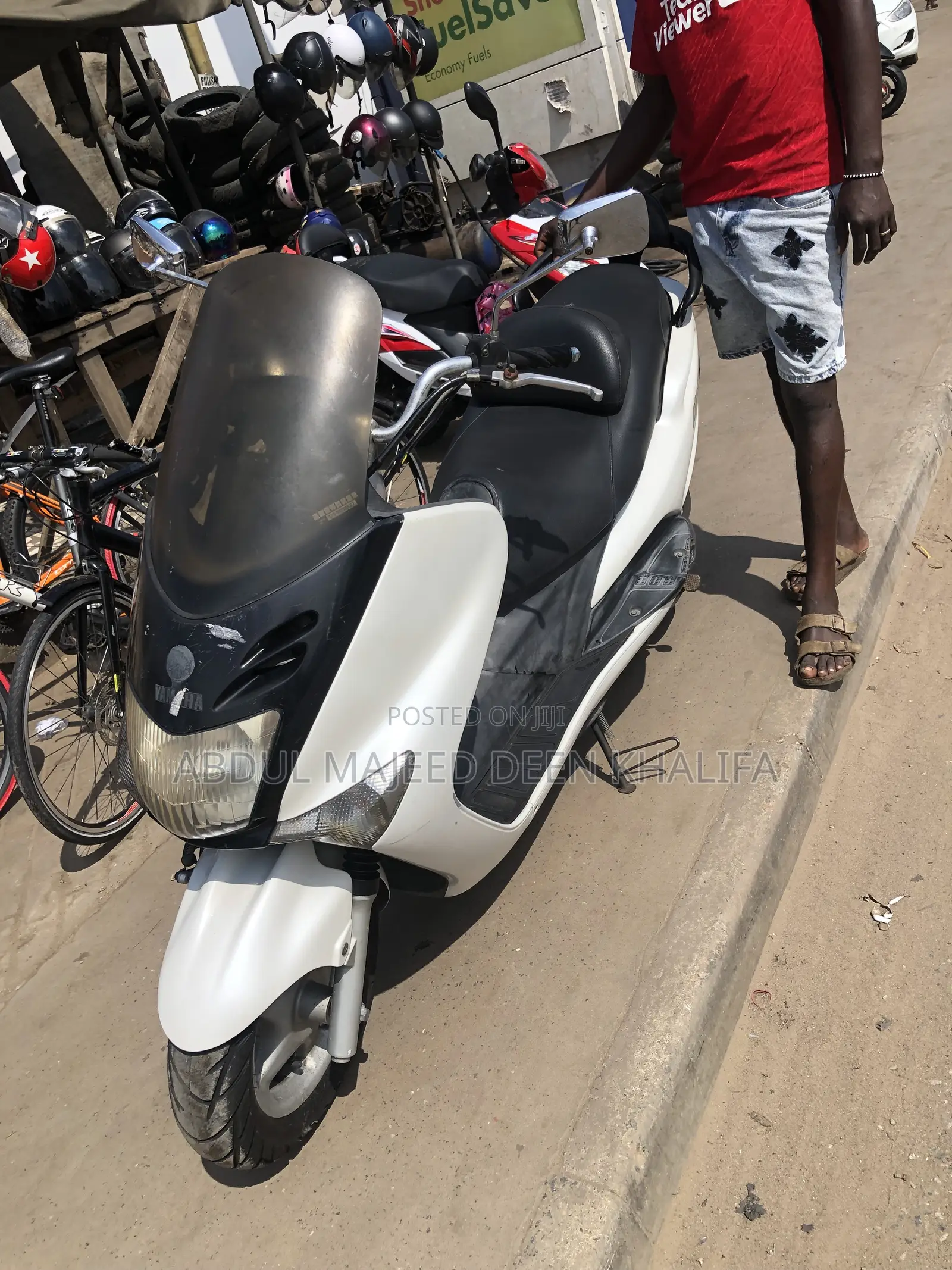 Yamaha Majesty 2015 White