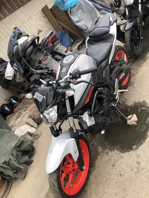 Yamaha 2020 Black