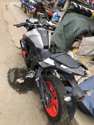 Yamaha 2020 Black
