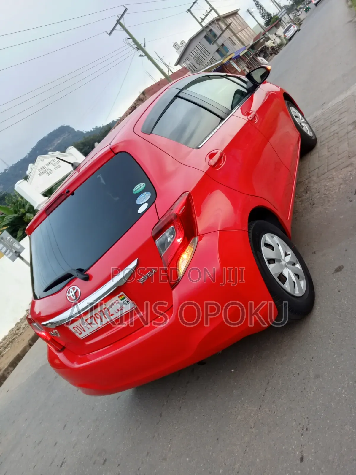Toyota Vitz 1.3 AWD 5dr 2015 Red