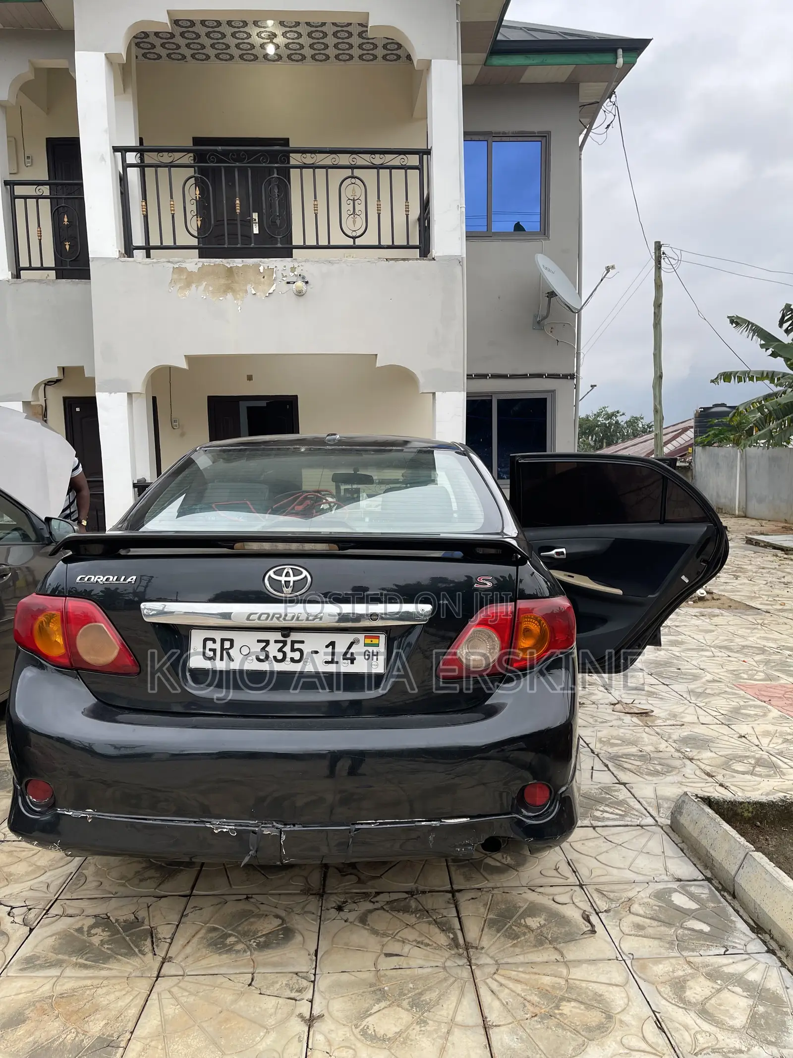 Toyota Corolla LE (1.8L 4cyl 2A) 2018 Black
