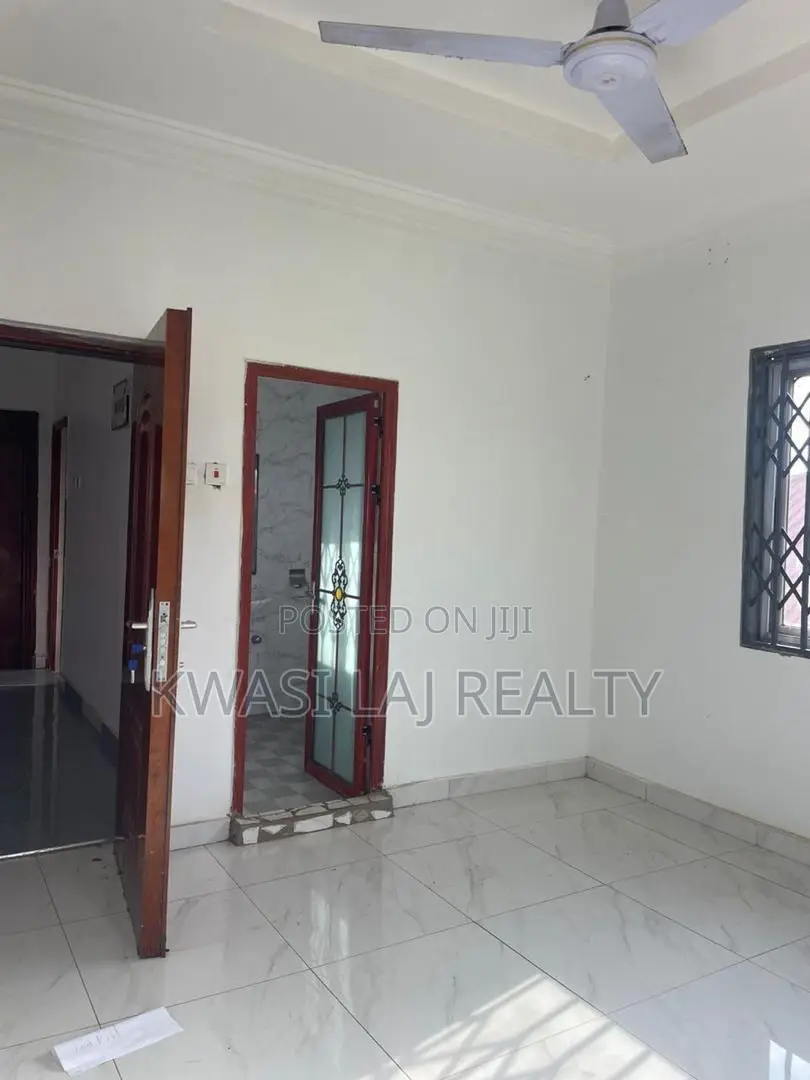 2bdrm Apartment in New Bortianor, Weija for rent