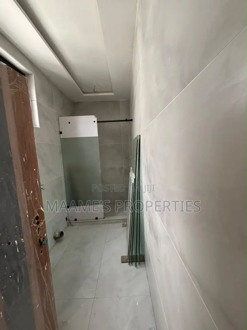 4bdrm Townhouse/Terrace in Airport Residential Area for sale