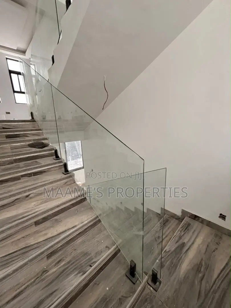 4bdrm Townhouse/Terrace in Airport Residential Area for sale