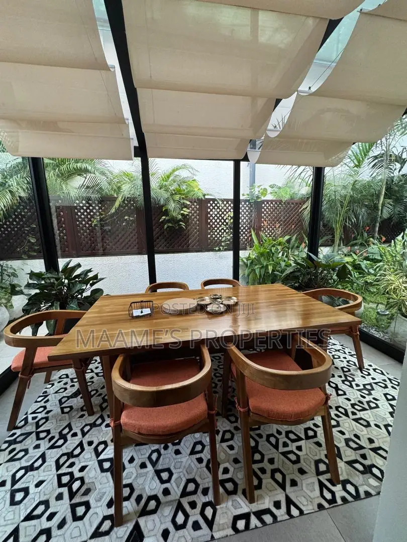 Furnished 4bdrm Townhouse/Terrace in Cantonments for sale