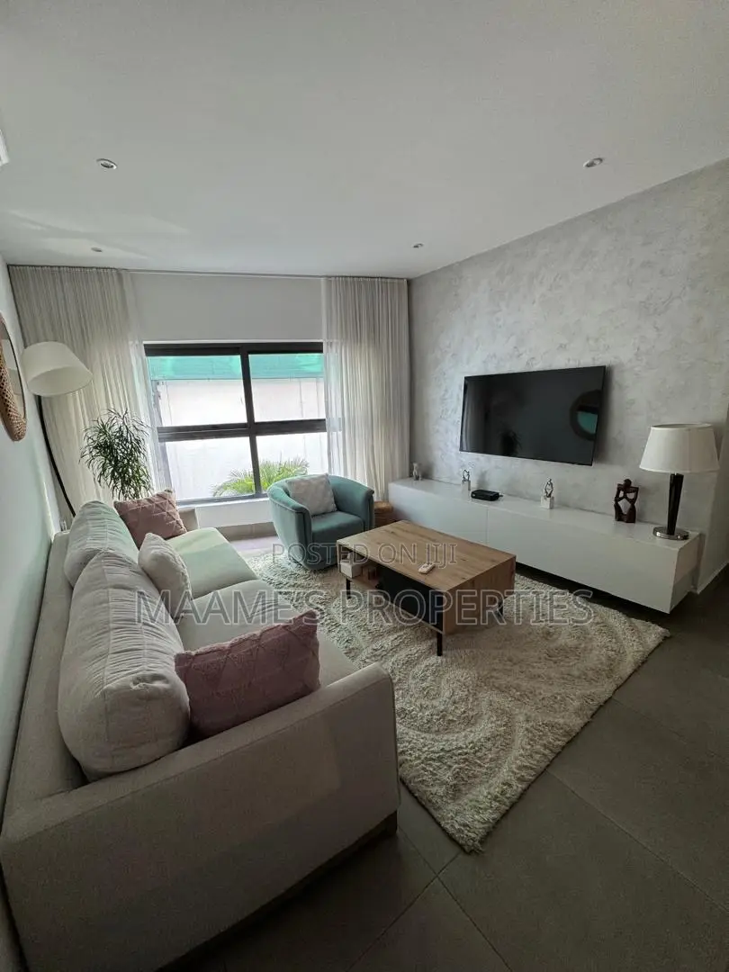 Furnished 4bdrm Townhouse/Terrace in Cantonments for sale