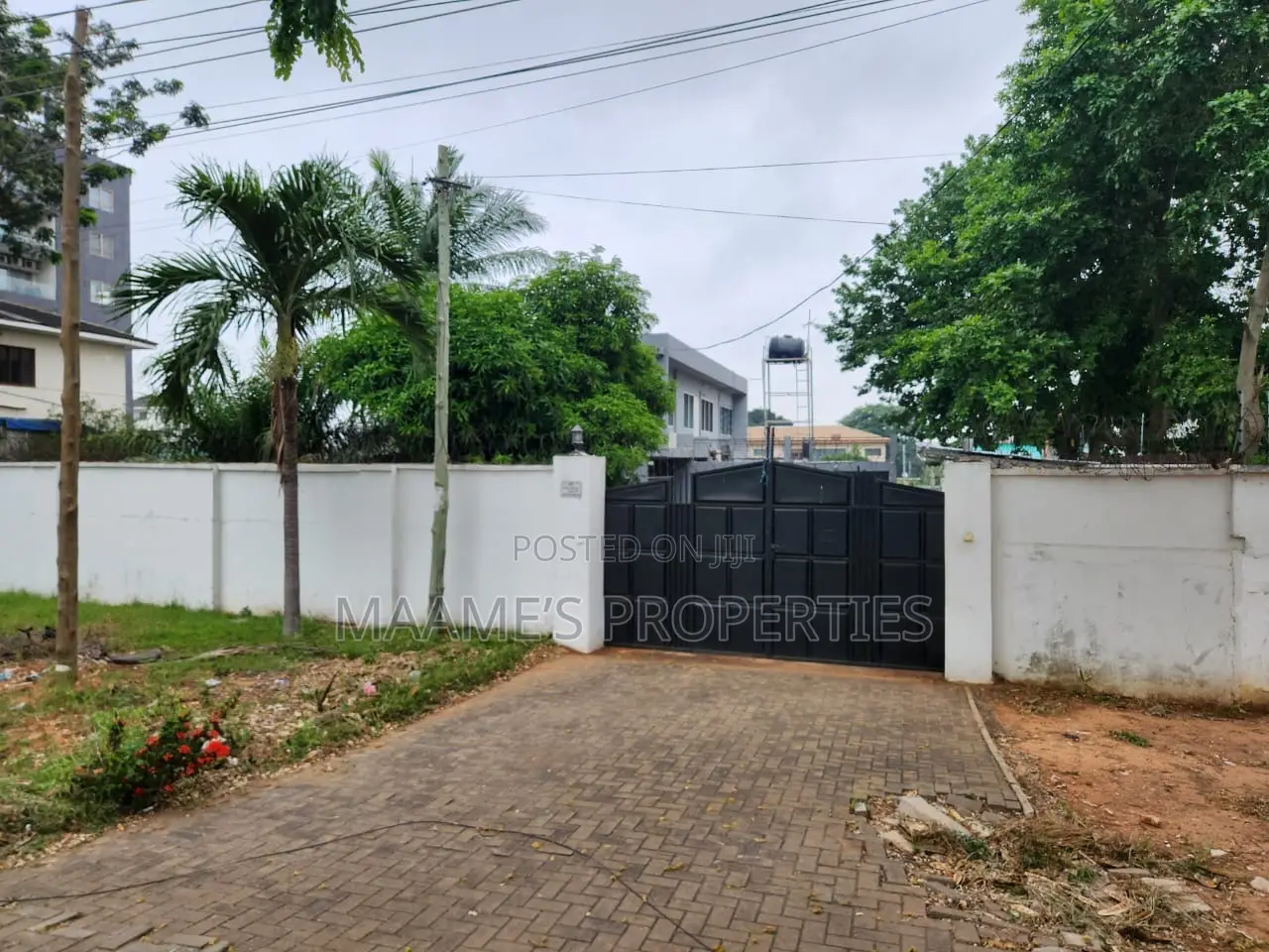 Titled 3 Plots for Sale at North Ridge, Good for Mixed Use