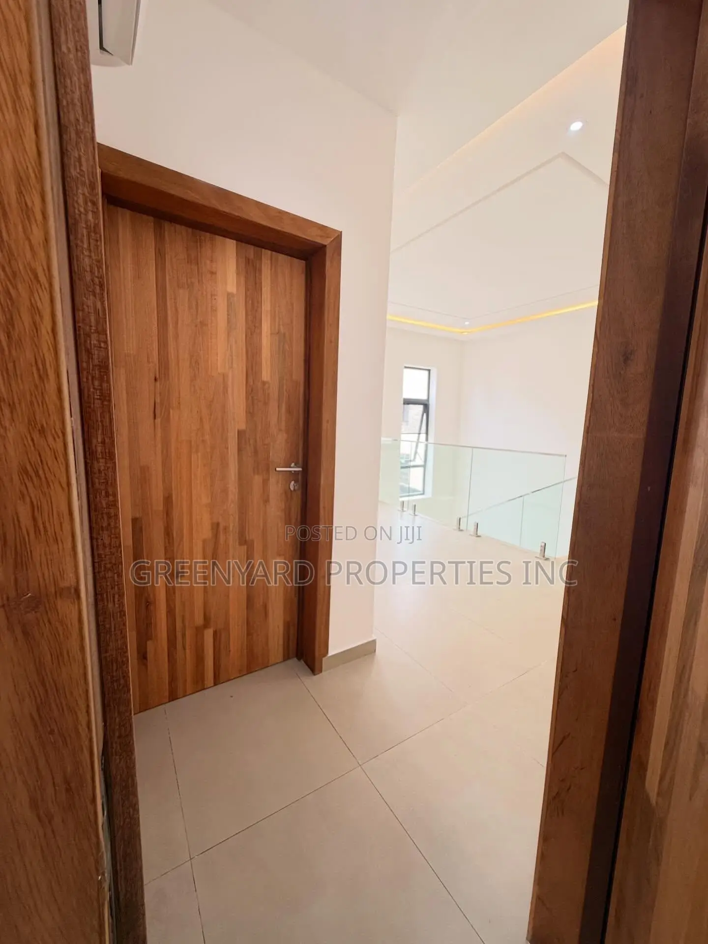 4bdrm Townhouse / Terrace in Anc, East Legon for rent
