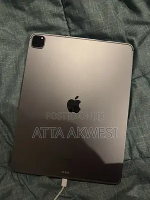 Apple iPad Pro 12.9 (2022) 512 GB Gray
