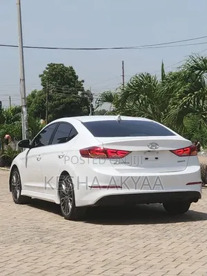 Hyundai Elantra 2017 White