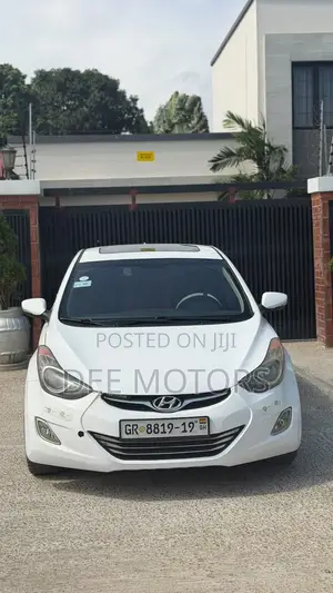 Hyundai Elantra 2013 White