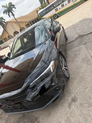 Honda Civic Touring CVT 2024 Black