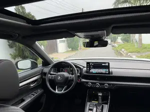 Honda CR-V Hybrid 2024 White