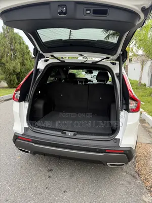 Honda CR-V Hybrid 2024 White