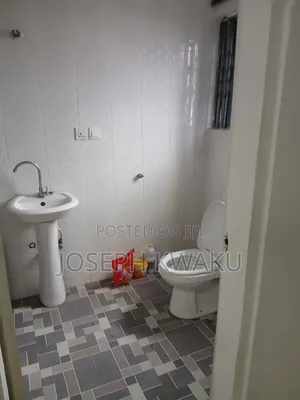 2bdrm Apartment in East Lagon Hills, Boundary Road Area for rent