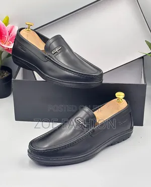 Men's Leather Loafers Shoe( Salvatore Ferragamo)