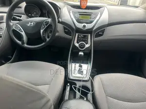 Hyundai Elantra 2013 Silver
