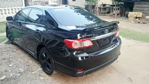 Toyota Corolla S Special Edition 4dr Sedan (1.8L 4cyl 4A) 2013 Black