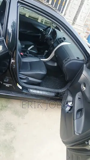 Toyota Corolla S Special Edition 4dr Sedan (1.8L 4cyl 4A) 2013 Black