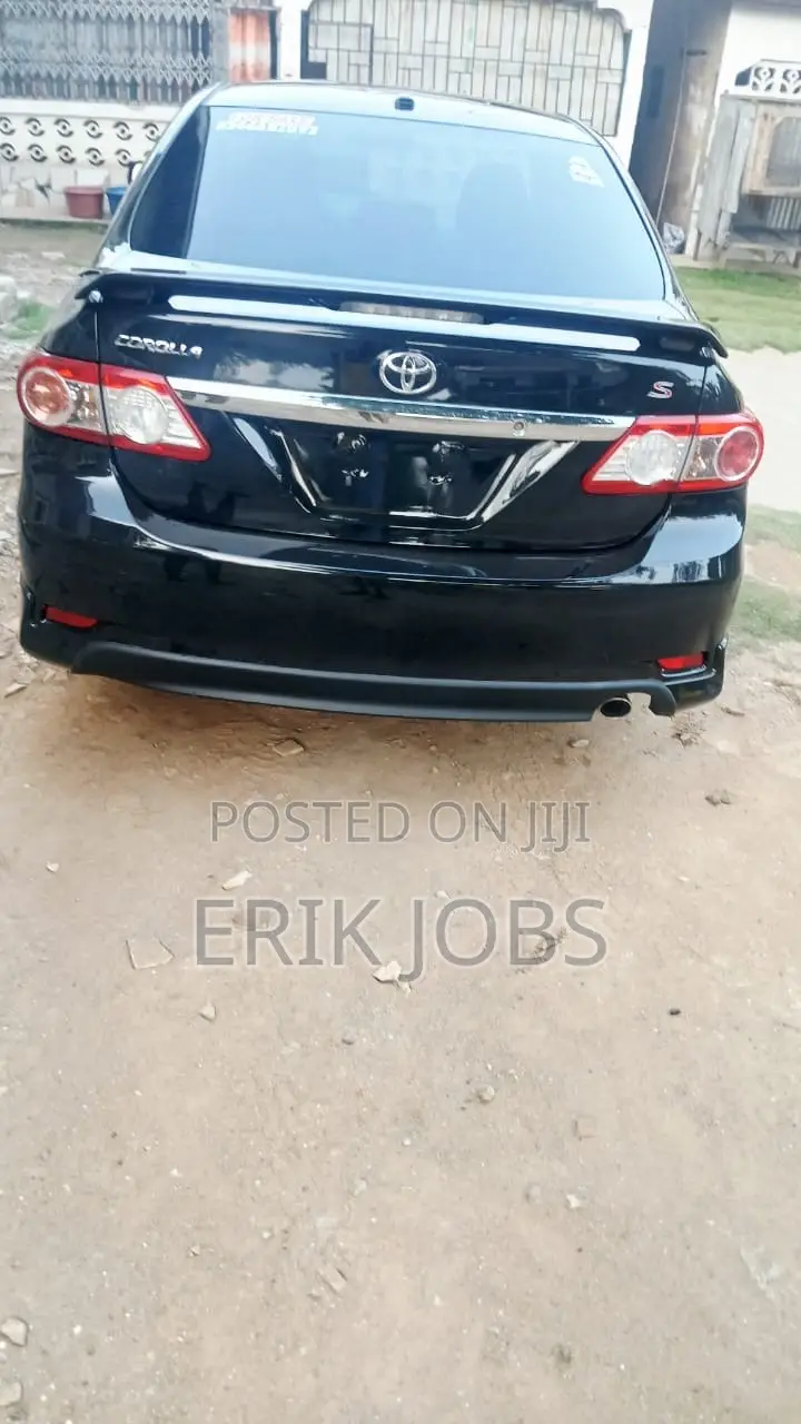 Toyota Corolla S Special Edition 4dr Sedan (1.8L 4cyl 4A) 2013 Black