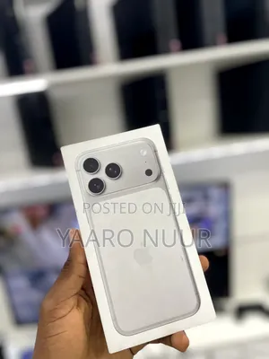 New Apple iPhone 17 Pro Max 256 GB Silver