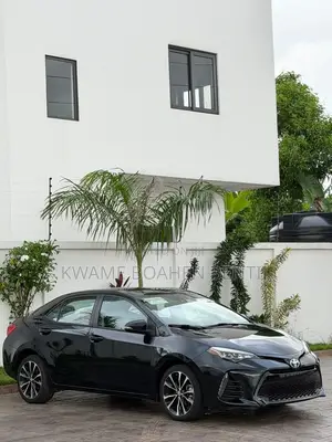 Toyota Corolla SE (1.8L 4cyl 6M) 2019 Black