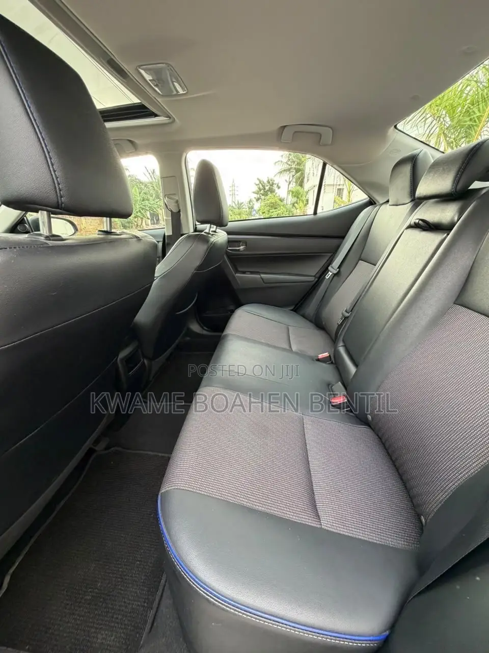 Toyota Corolla SE (1.8L 4cyl 6M) 2019 Black