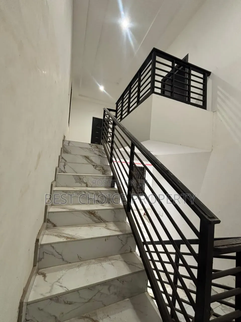 2bdrm Apartment in Housing Down for rent
