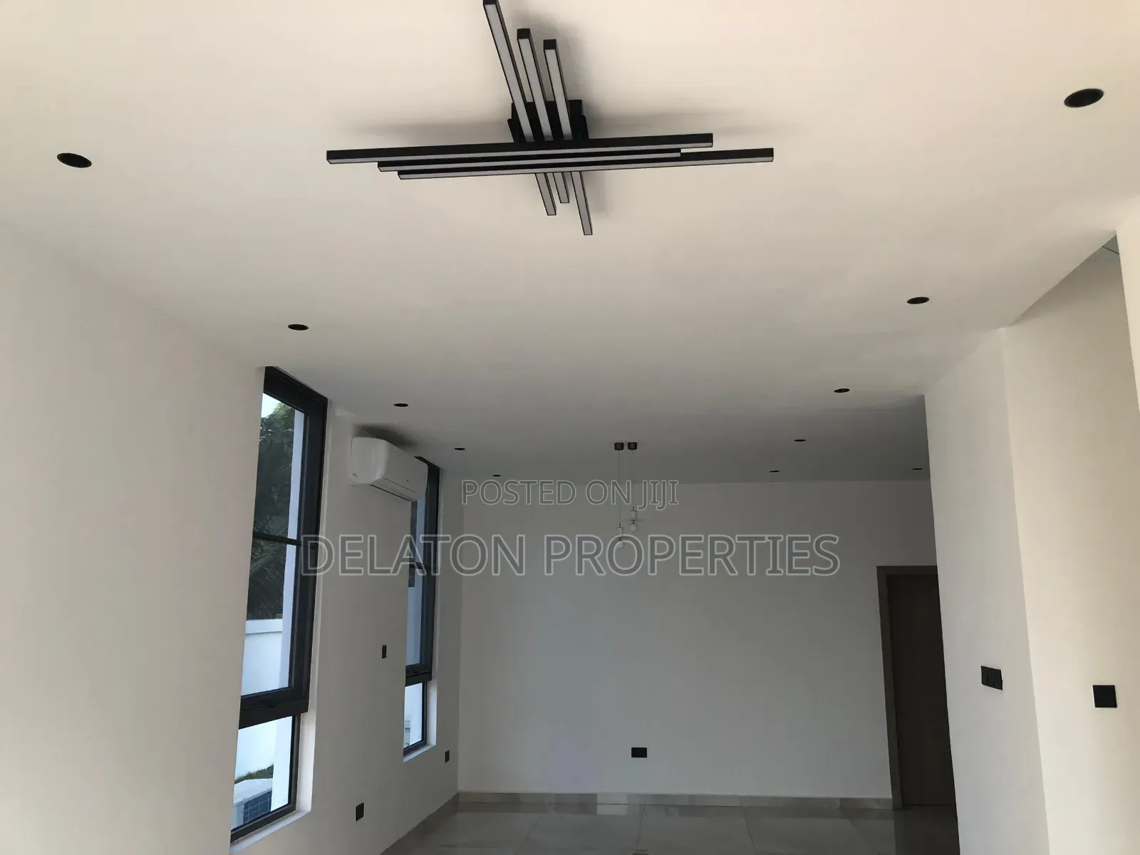 4bdrm House in Airport Residential Area for sale