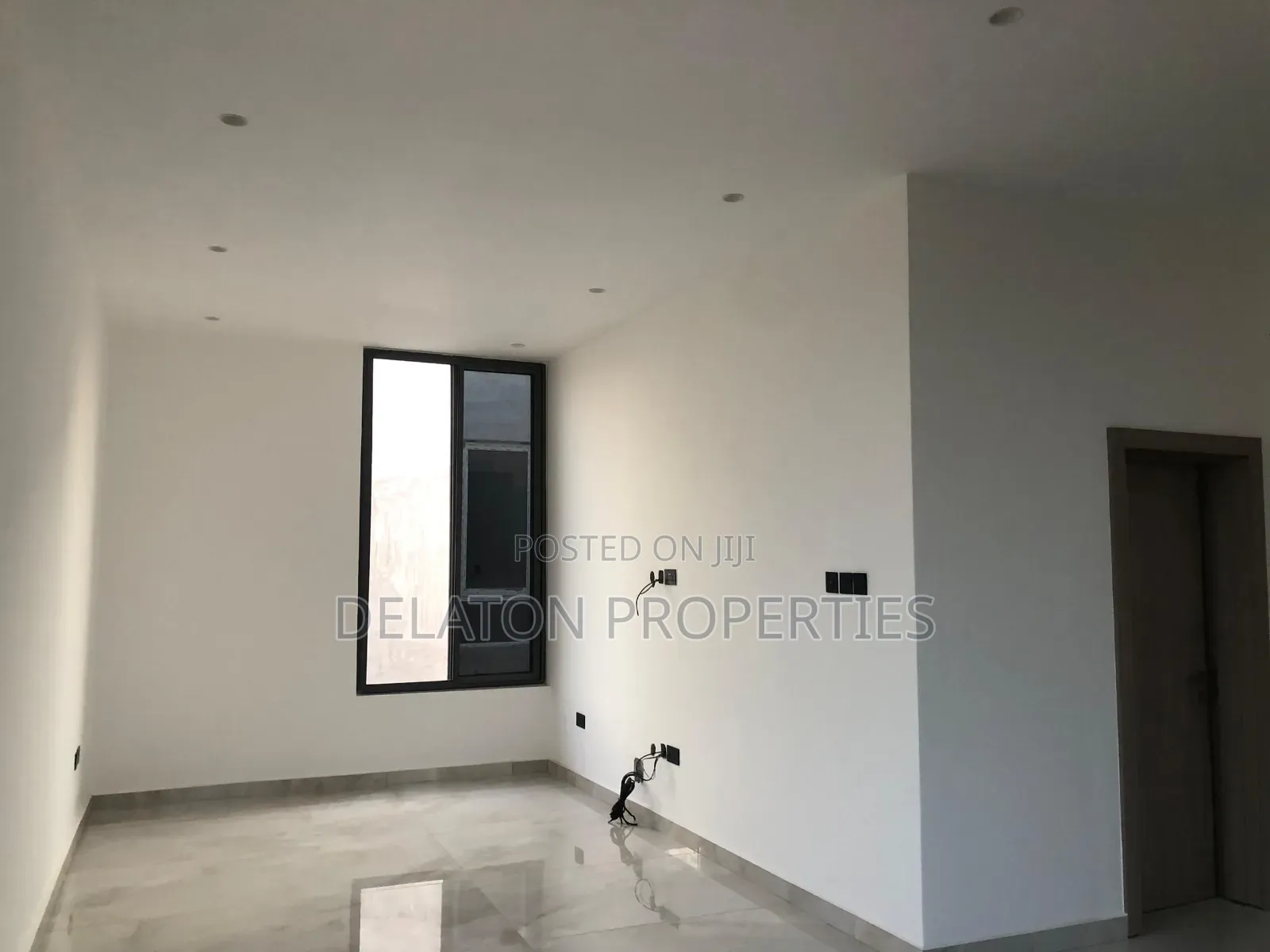 4bdrm House in Airport Residential Area for sale