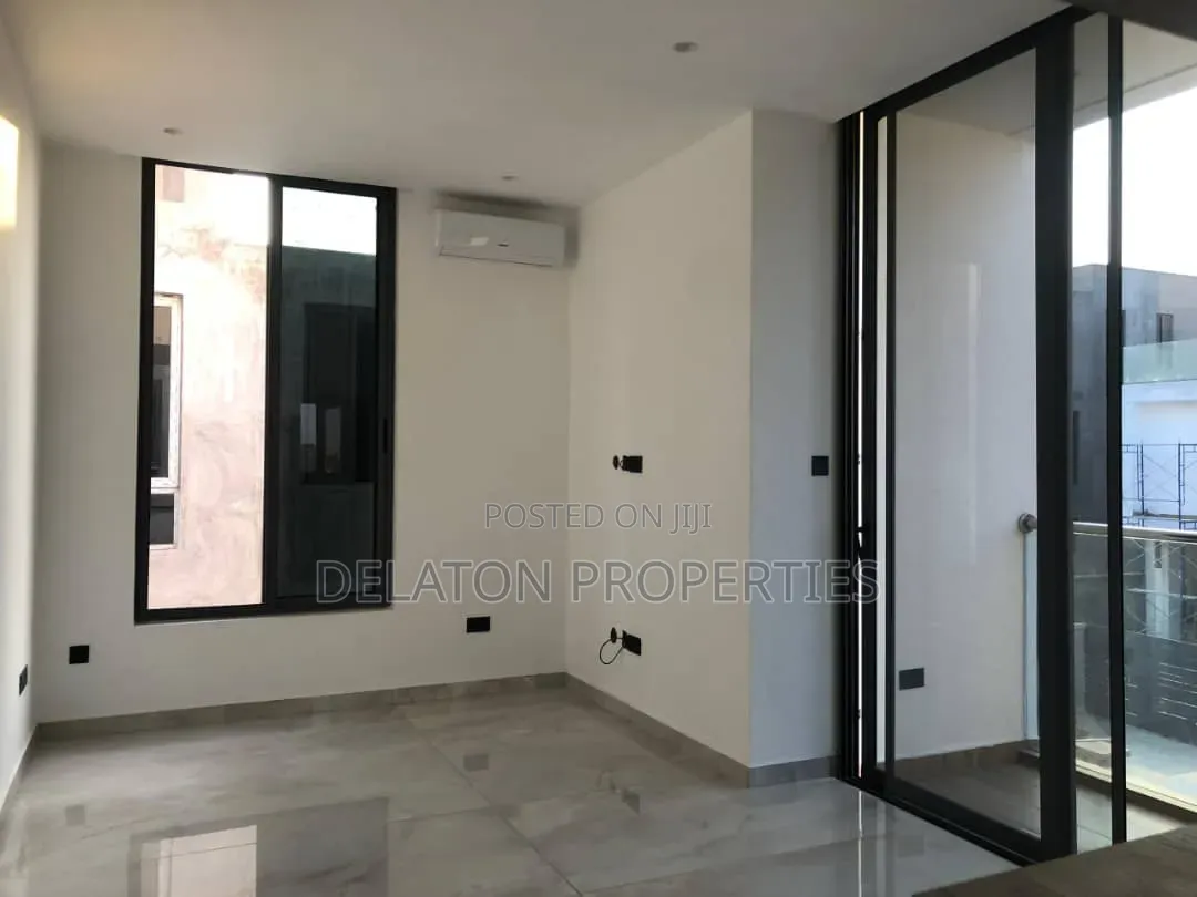 4bdrm House in Airport Residential Area for sale