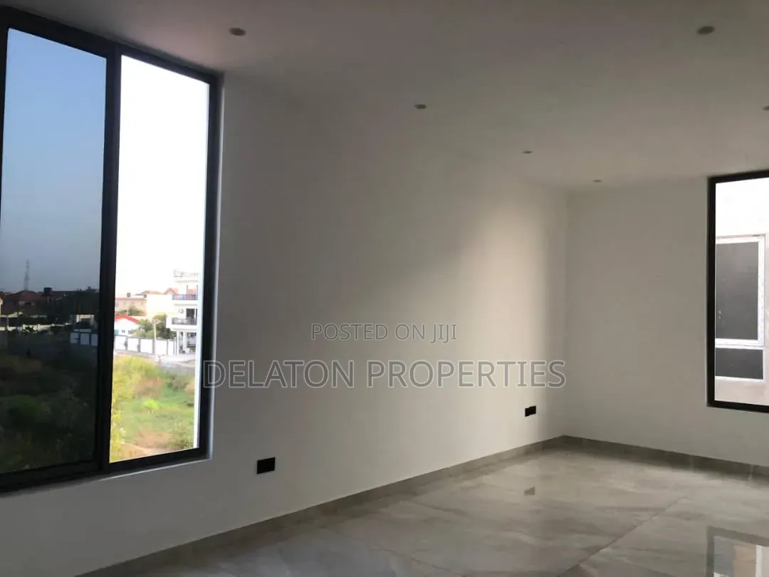 4bdrm House in Airport Residential Area for sale