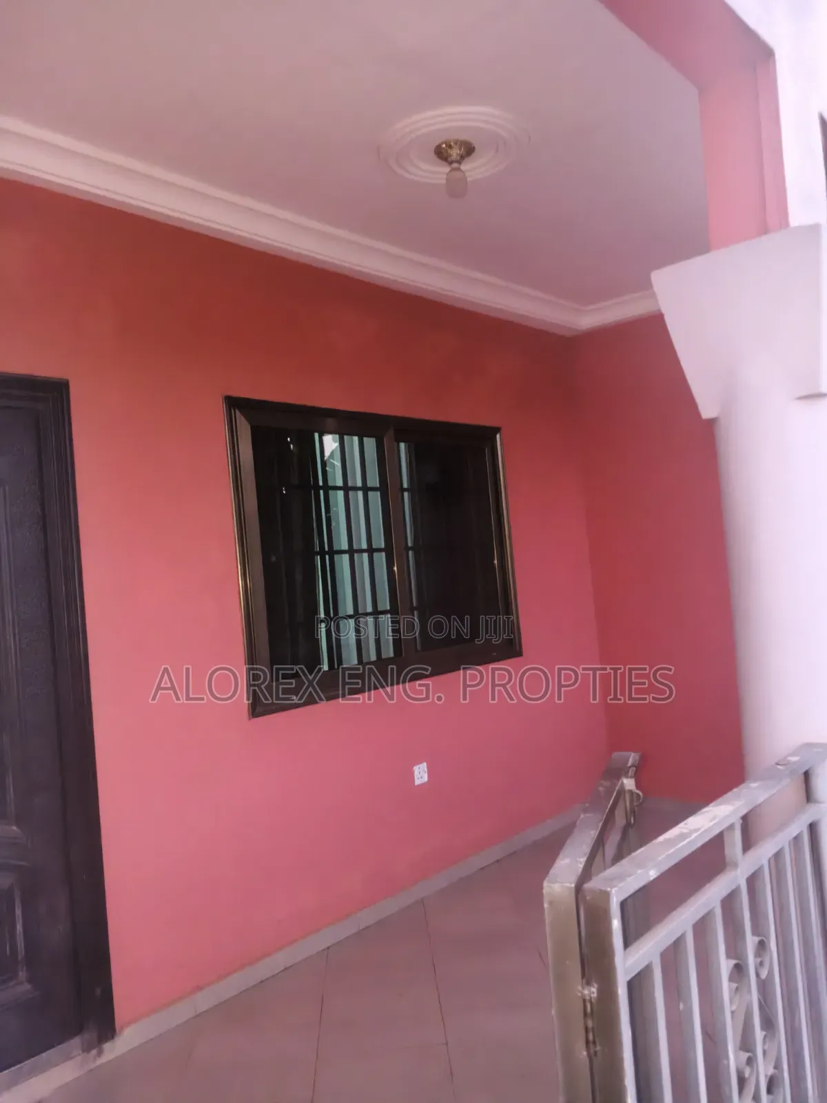 1bdrm Apartment in Adenta Amrahia, Malejor for rent