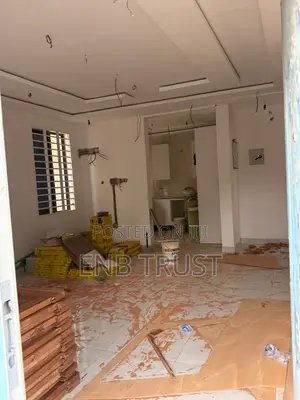 4bdrm Duplex in Sakumono for sale