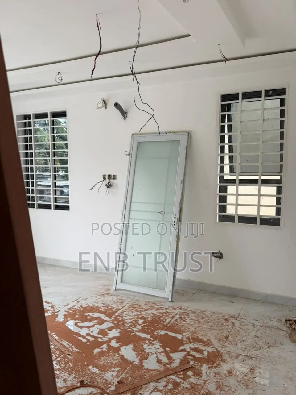 4bdrm Duplex in Sakumono for sale